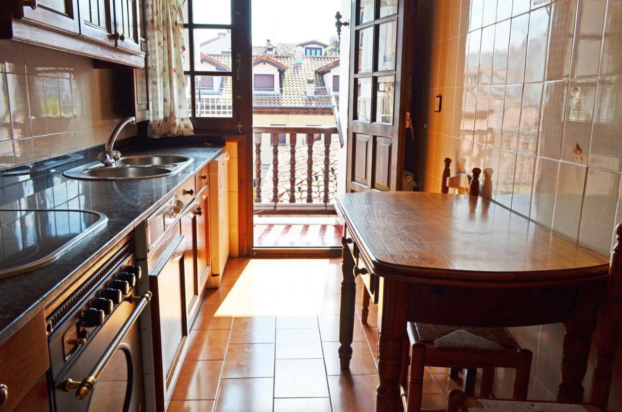 Apartamento El Corro: Con Parking En Pleno Centro De Comillas Eksteriør bilde