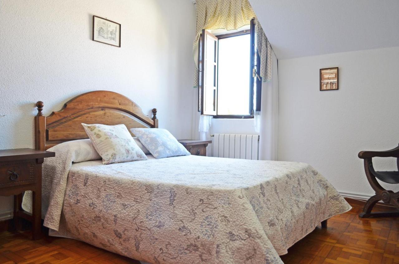 Apartamento El Corro: Con Parking En Pleno Centro De Comillas Eksteriør bilde